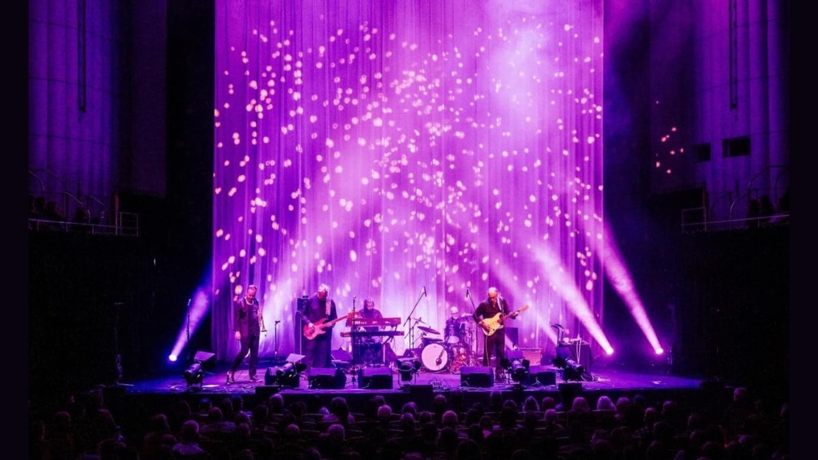 The Exploding Universe Of Ed Kuepper